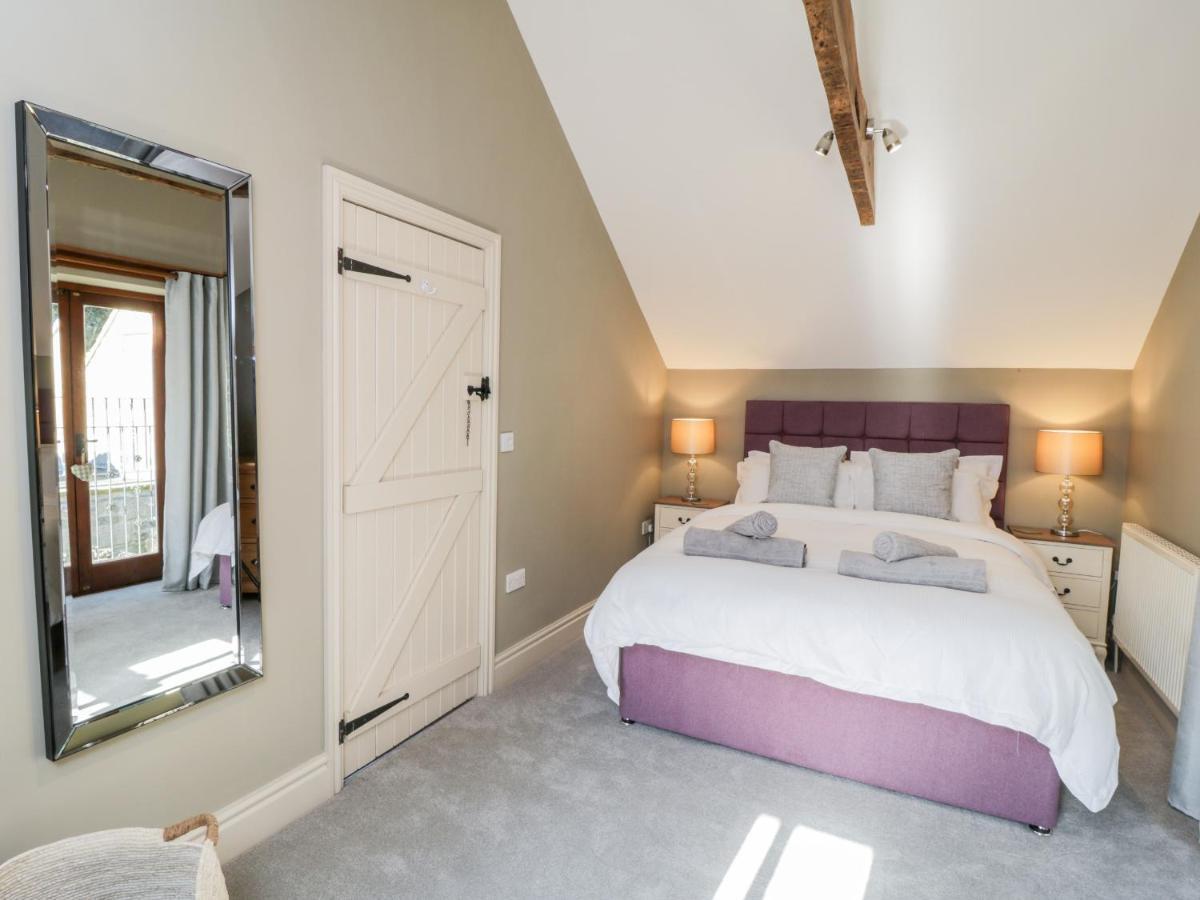 Woodside Barn Villa เทิร์สก์ ภายนอก รูปภาพ
